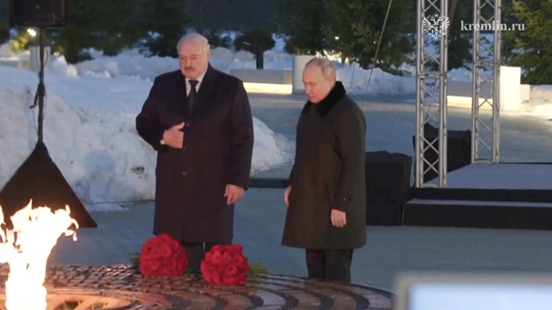Путин и Лукашенко открыли мемориал в память о жертвах нацистского геноцида
