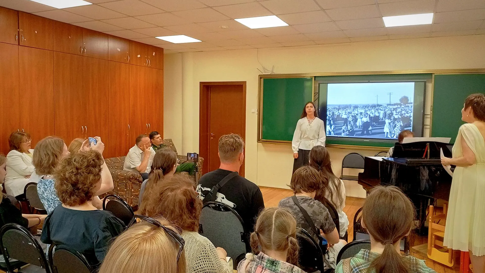 В Химках провели вечер памяти героев Великой Отечественной войны