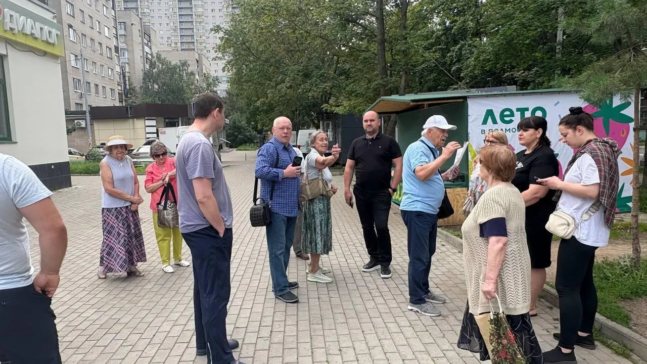 Заместитель главы Балашихи провел обход территорий микрорайона Южный