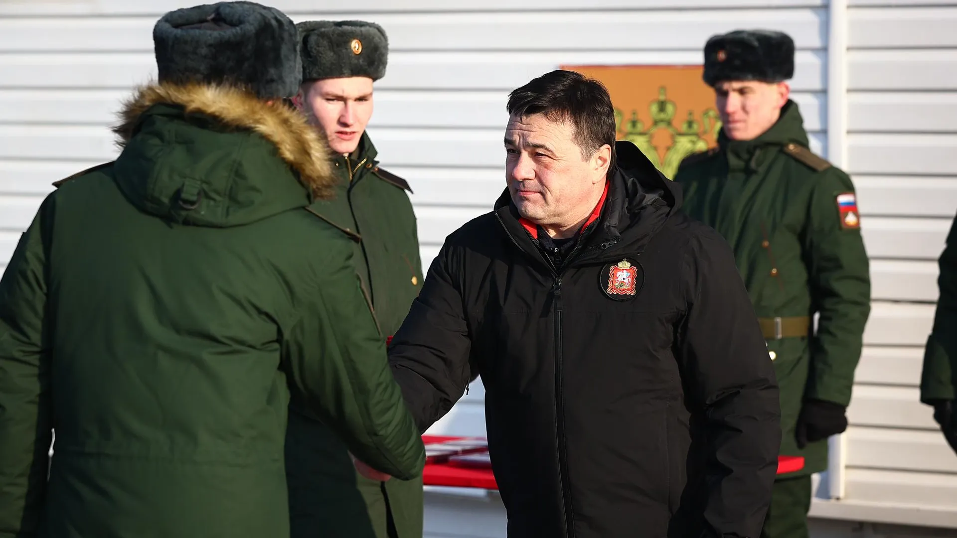 Губернатор Подмосковья поблагодарил бойцов Кантемировской дивизии за службу