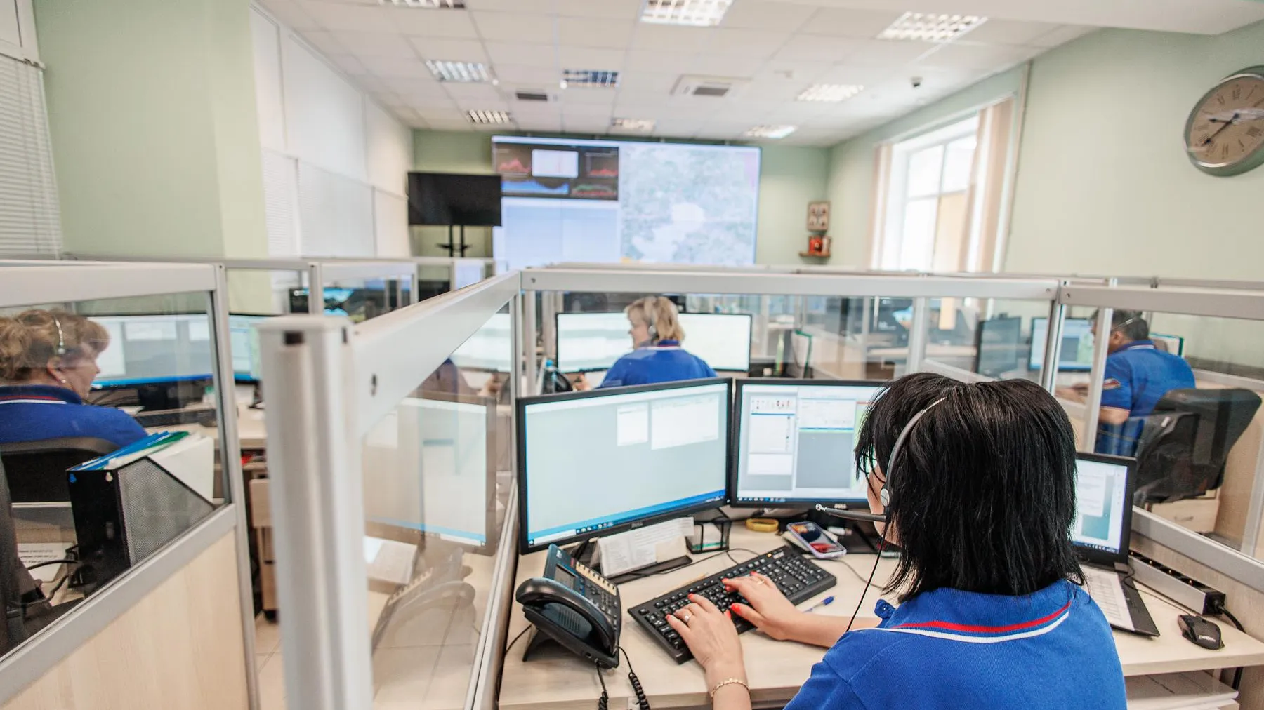 В Подмосковье экстренные службы усилили работу из-за непогоды