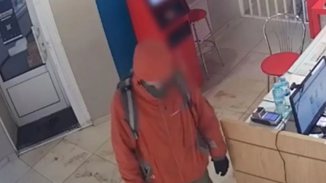 Задержан подозреваемый в разбойном нападении на салон сотовой связи в Балашихе