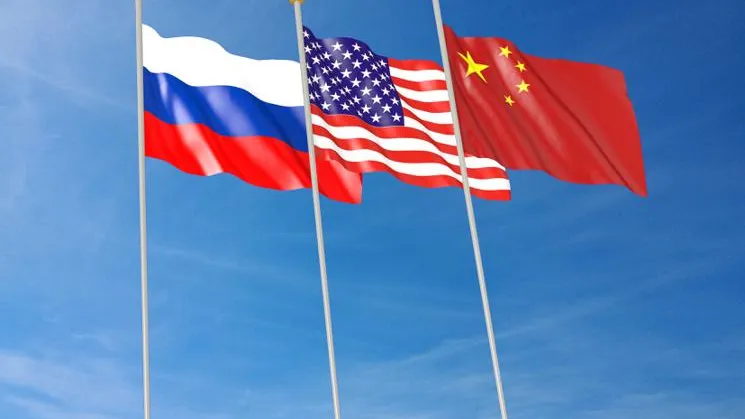 Политолог оценил идею создания аналога G7 с США, РФ и Китаем