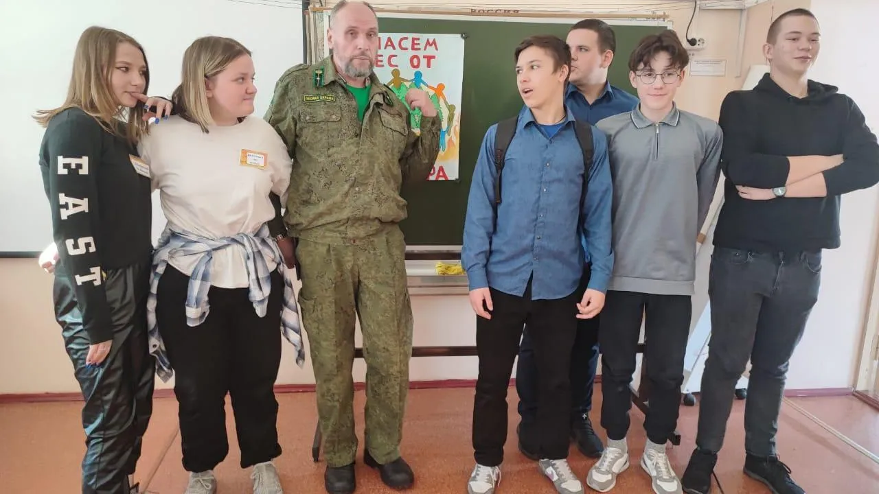 Первый этап слета школьных лесничеств в Егорьевске посвятили лесным пожарам