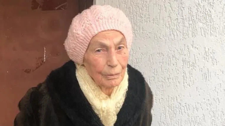Именную табличку повесили на доме участницы ВОВ в поселке Кузнечики Подольска