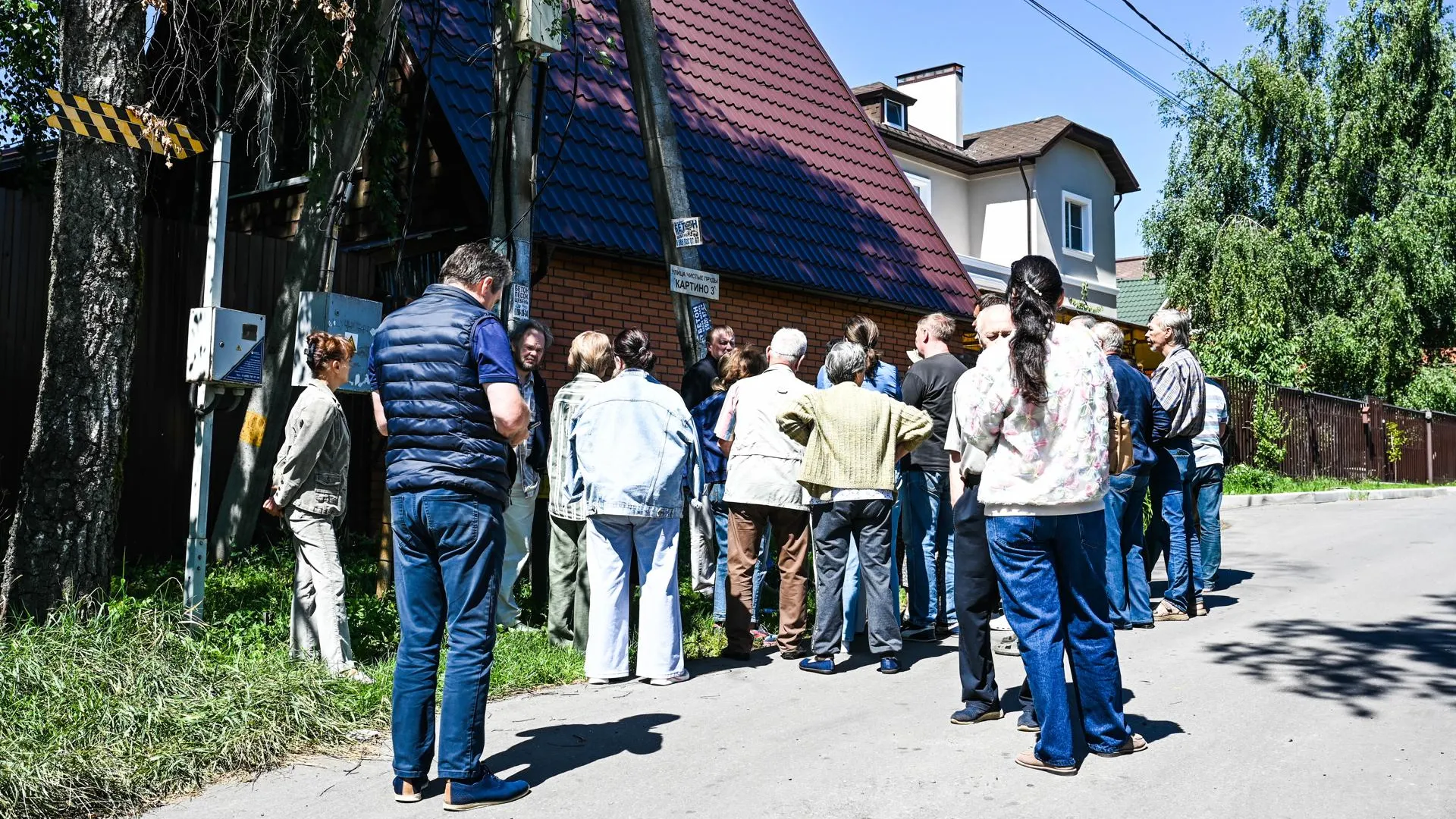 В Ленинском округе перенесут контейнерную площадку в Картино