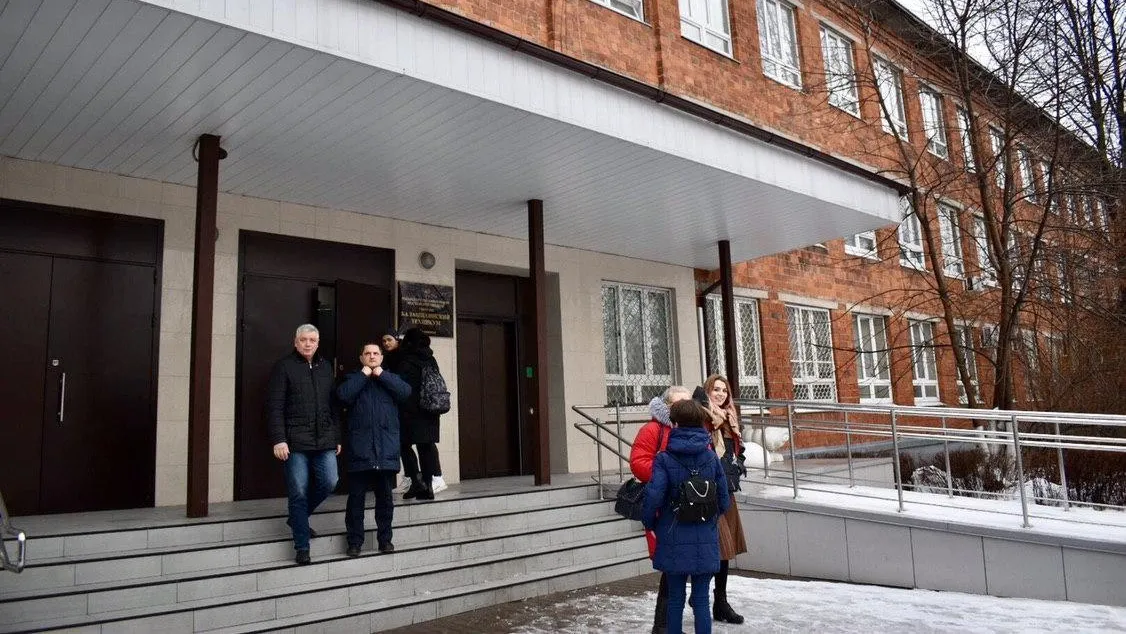 Депутат Ефимов окажет содействие в обустройстве спортивного ядра в техникуме Балашихи
