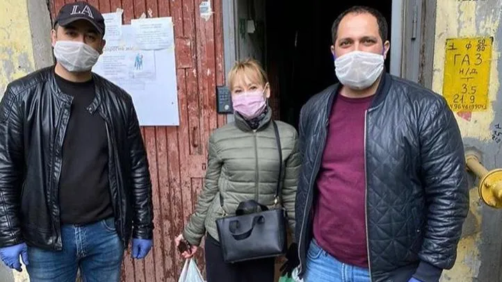 Бизнесмены доставили продуктовые наборы нуждающимся жителям Котельников