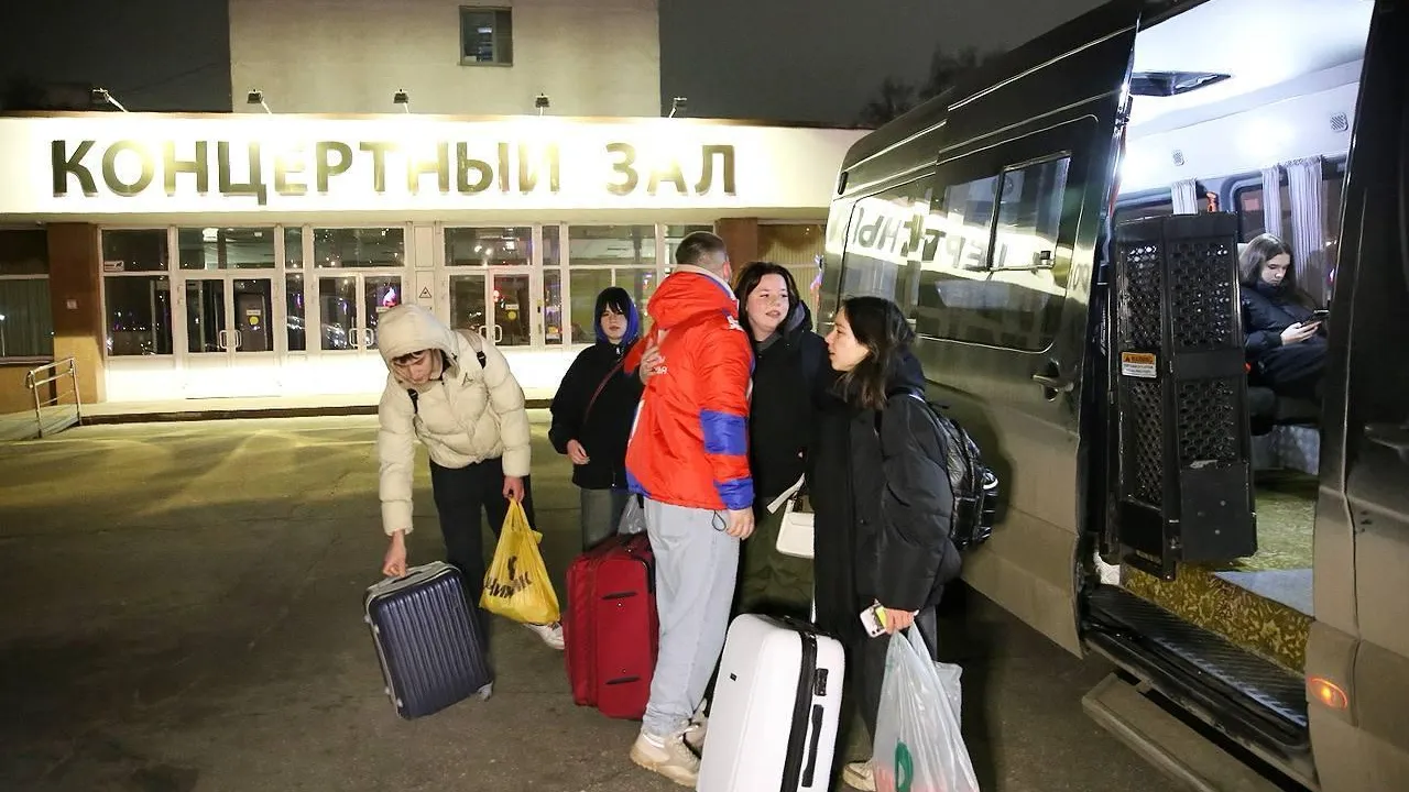Волонтеры из Подольска отправились очищать берег Анапы