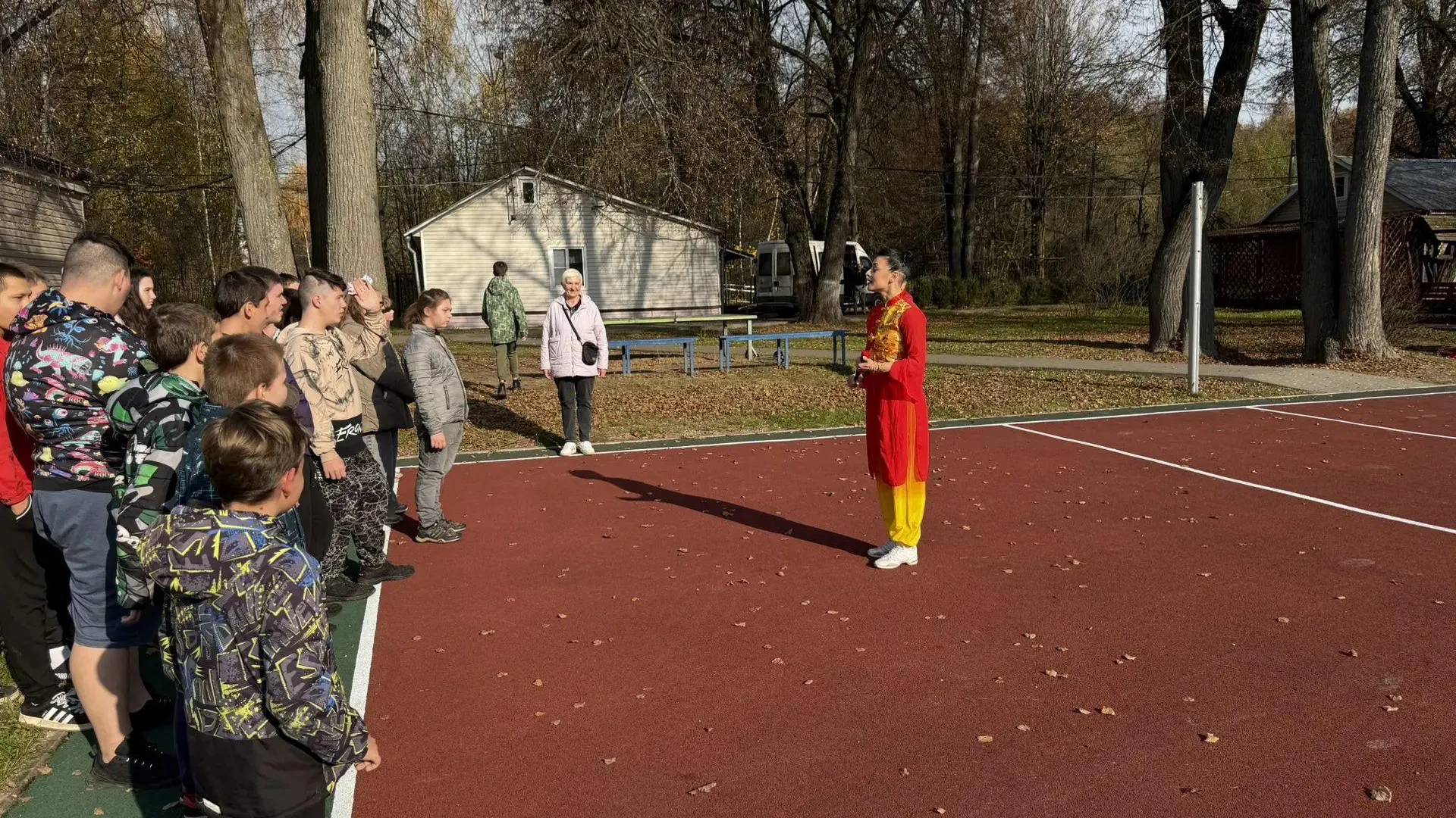 В центре «Доверие» детей познакомили с культурой Китая на благотворительном шоу