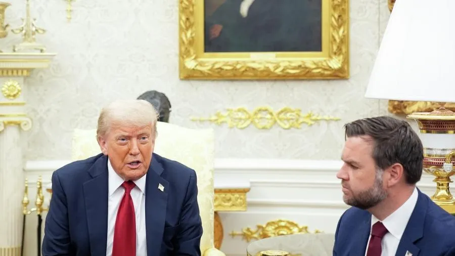 Вице-президент Вэнс: Трамп не видит смысла в экономической изоляции России
