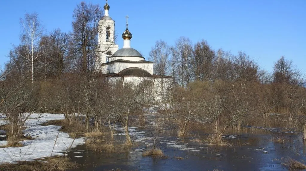 Уровень воды в Верхней Волге поднялся еще выше из‑за разрушения льда