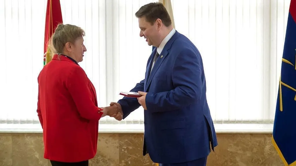 Глава округа Подольск вручил муниципальные награды сотрудникам сферы ЖКХ