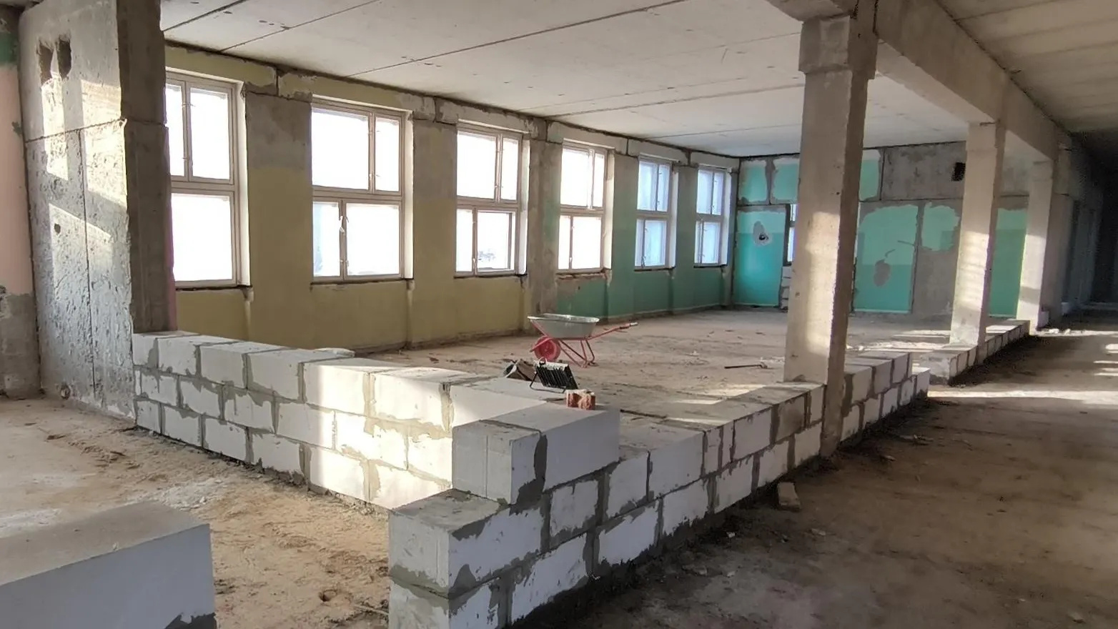 В Щелкове начались отделочные работы при капремонте корпуса школы № 24