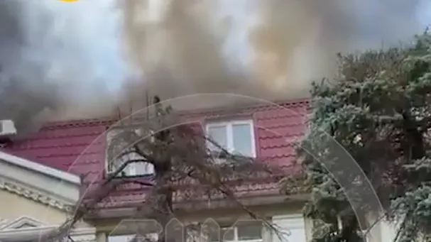 Лазаревский районный суд загорелся в Сочи