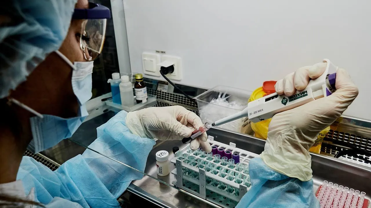 Заболеваемость ВИЧ в Подмосковье снизилась на 15,7% в 2025 г