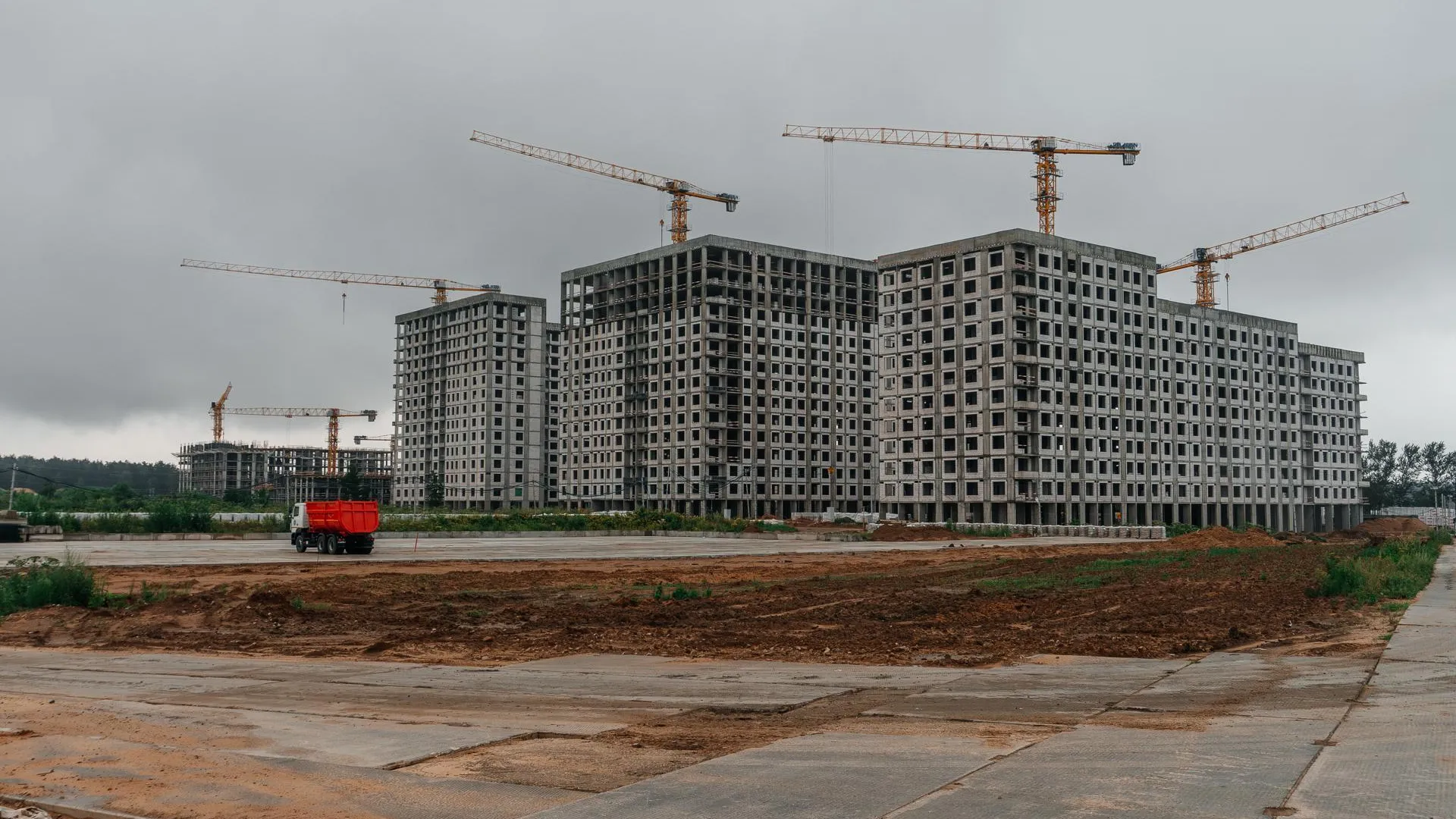 В подмосковном ЖК «Публицист» проходит строительство жилых домов