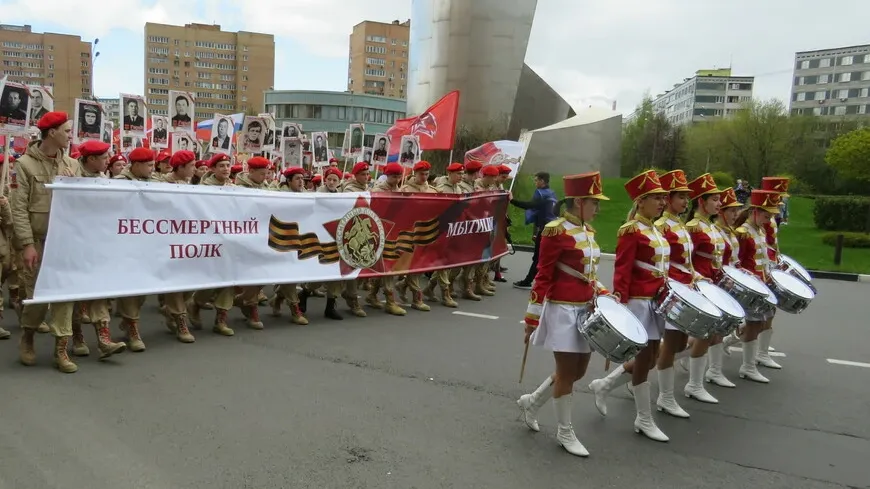 Шествие «Бессмертный полк» и праздничный концерт прошли в Мытищах в День Победы