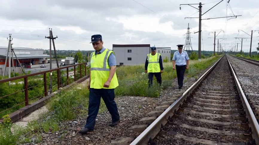 Железнодорожники и горняки чаще других оформляют отпуск по уходу за ребенком