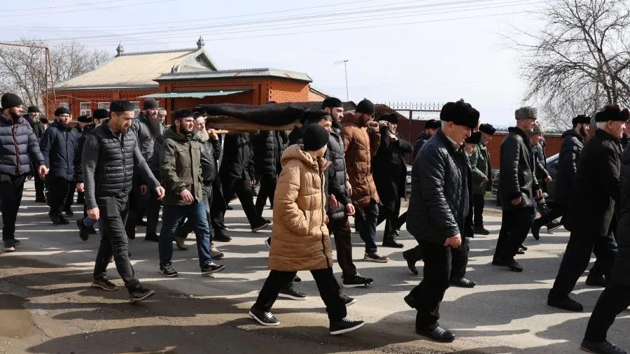 Умара Джабраилова похоронили в родовом чеченском селе