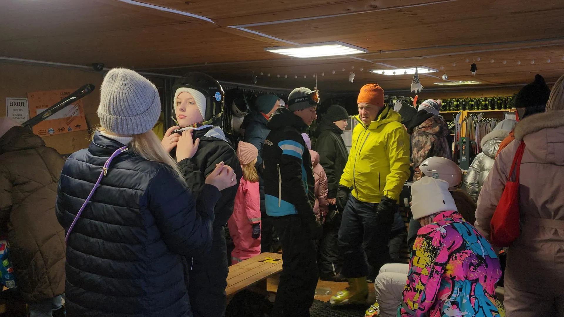 В Красногорске открыли горнолыжный сезон на Черневской горке