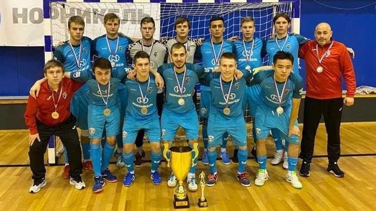 Сборная Люберец завоевала второе место в финале соревнований по мини‑футболу