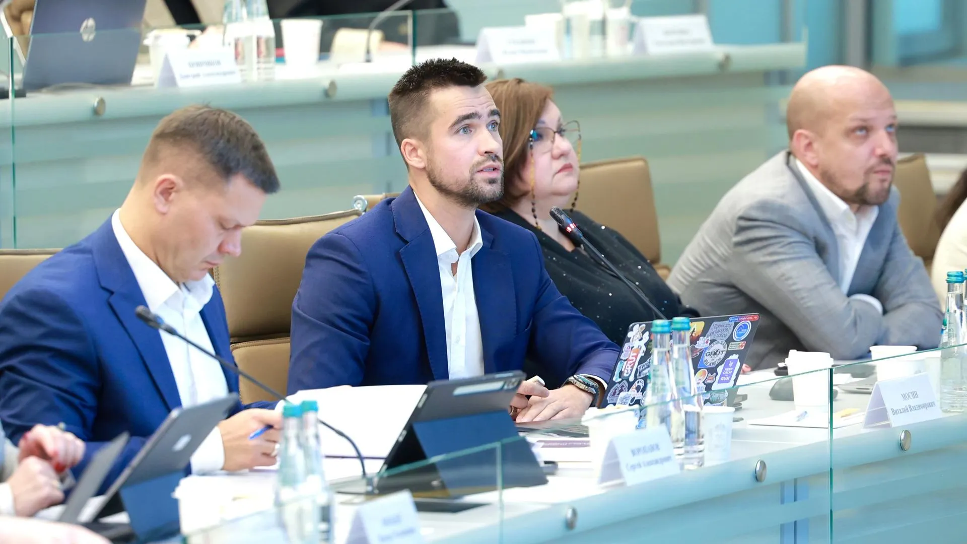 Уведомят 33 тыс объектов: как выведут из тени продавцов табака в Подмосковье
