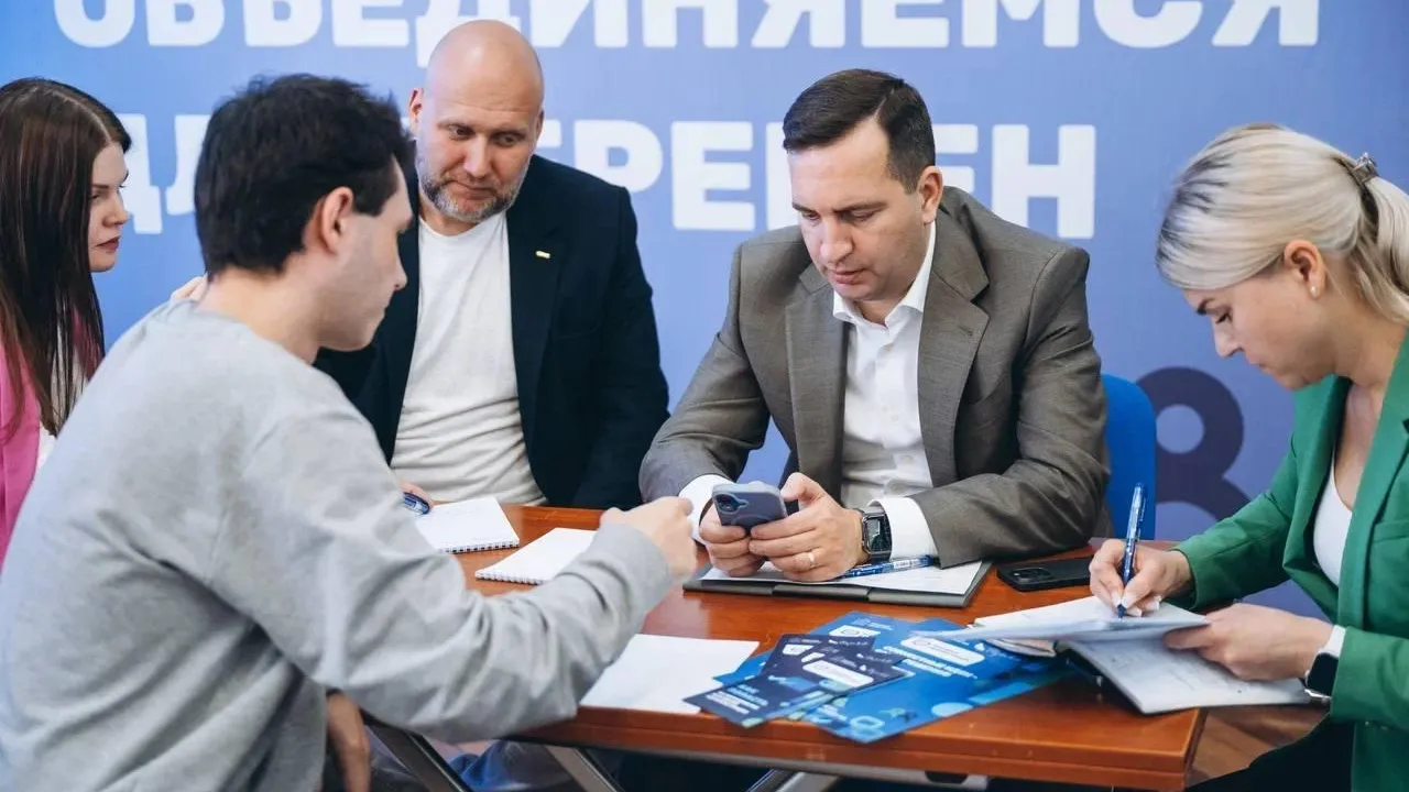 Андрей Булгаков провел выездную администрацию на щелковском предприятии