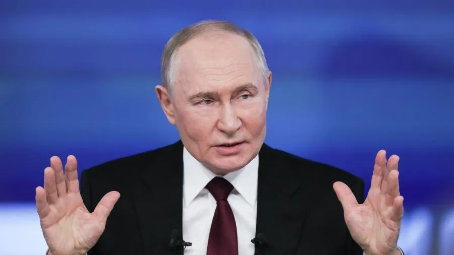 Путин назвал число проживающих в России украинцев