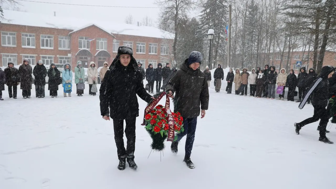 В Волоколамском округе провели митинг к 23 Февраля
