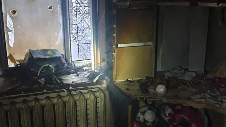 Один ребенок умер, еще один пострадал при пожаре в квартире в Москве