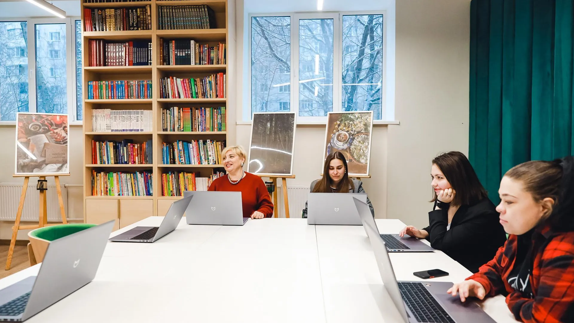 Более 450 тысяч человек посетили библиотеки Химок с начала года