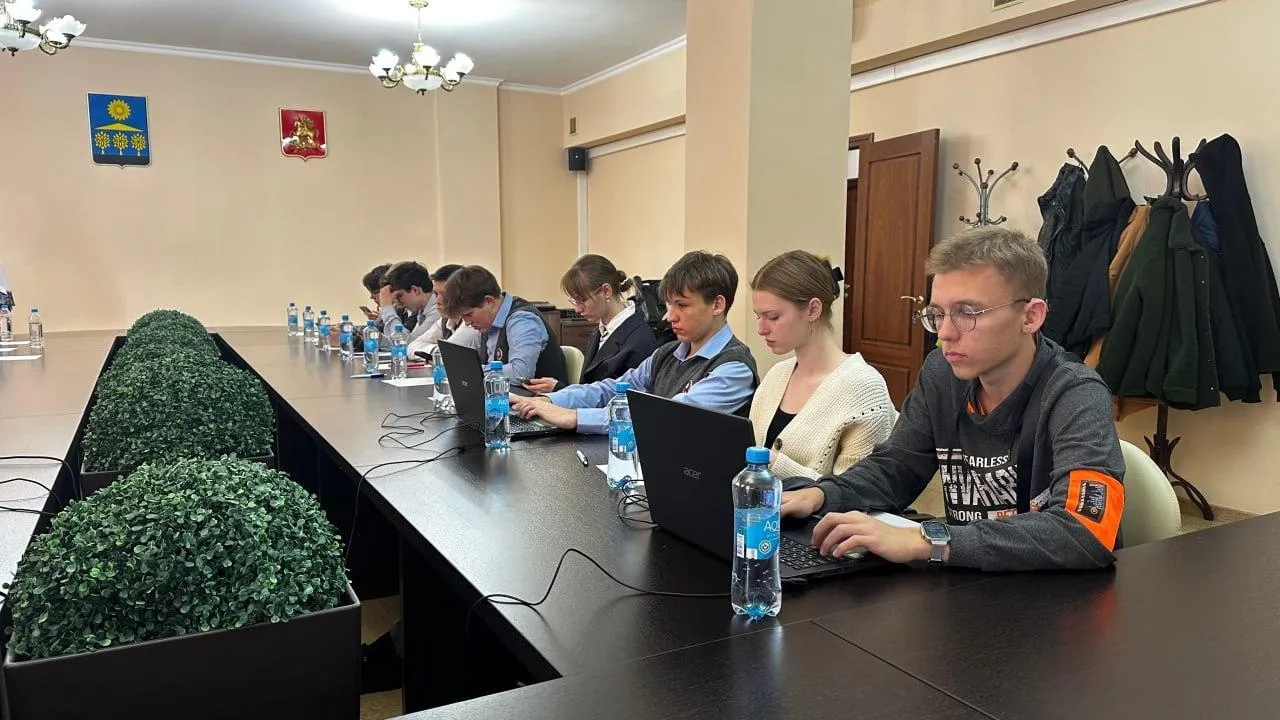 Около 500 человек приняли участие в контрольной «Выходи решать» в МФЦ Подмосковья