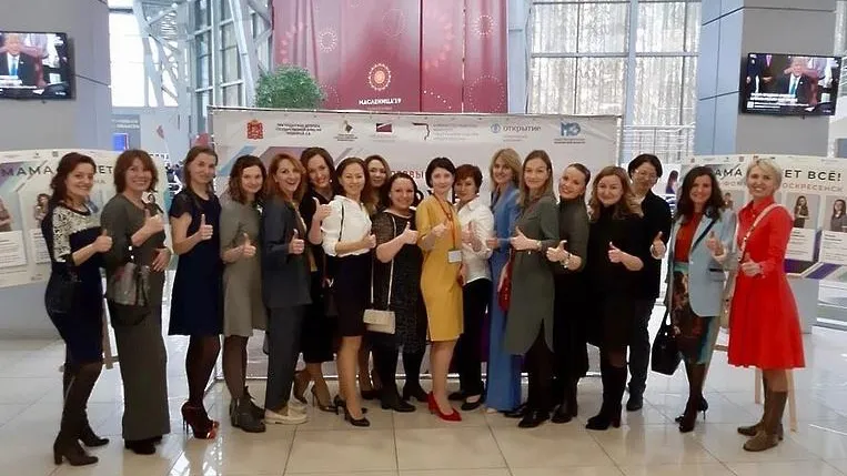Более 20 жительниц Красногорска стали героинями фотовыставки «Мама может все»