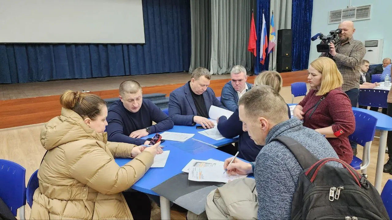 Парковку грузовиков будут проверять во дворе дома на ул Юбилейной в Люберцах