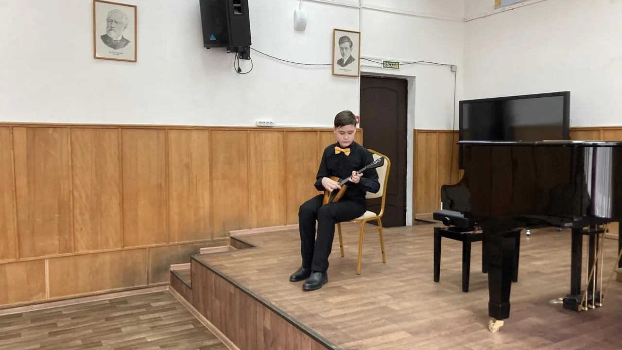 Музыкант из Солнечногорска стал лучшим на конкурсе исполнителей на народных инструментах