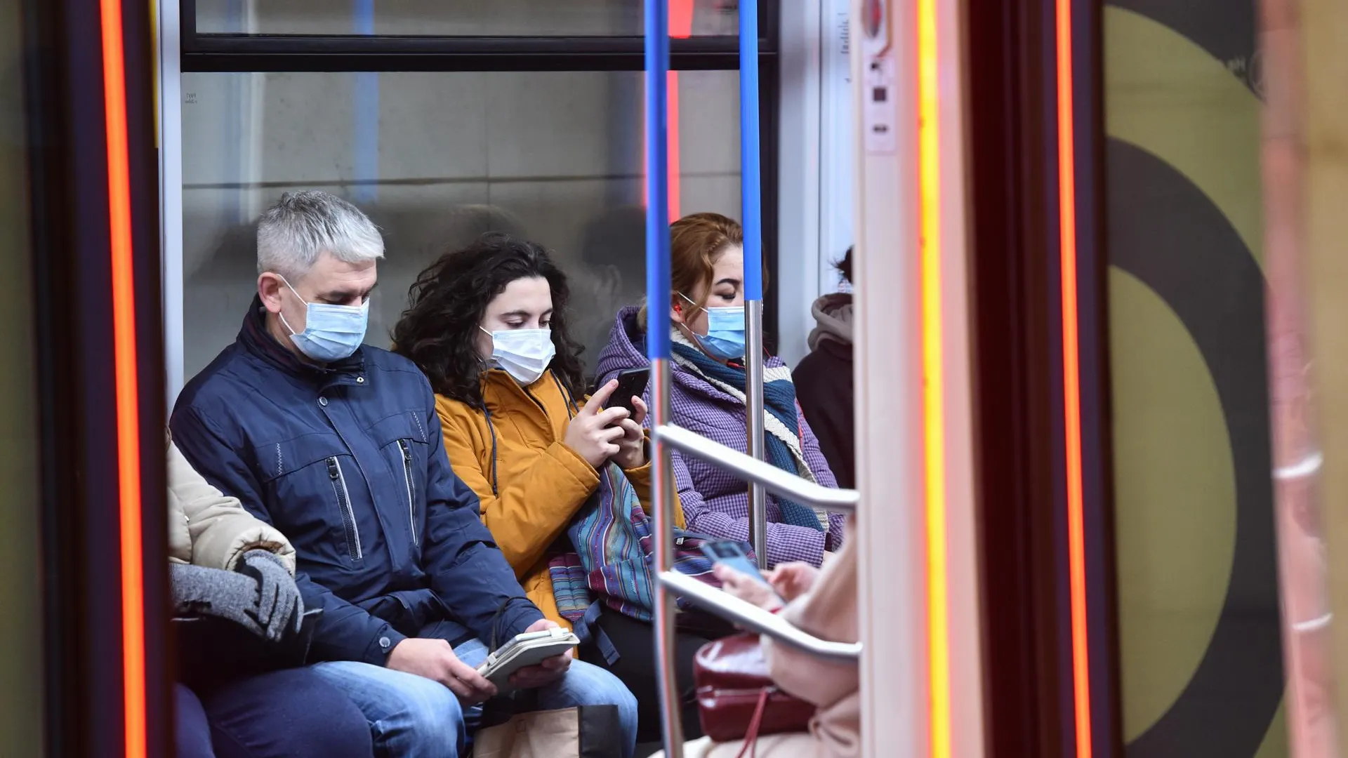 Конституционный суд признал ограничение передвижения людей в пандемию законным