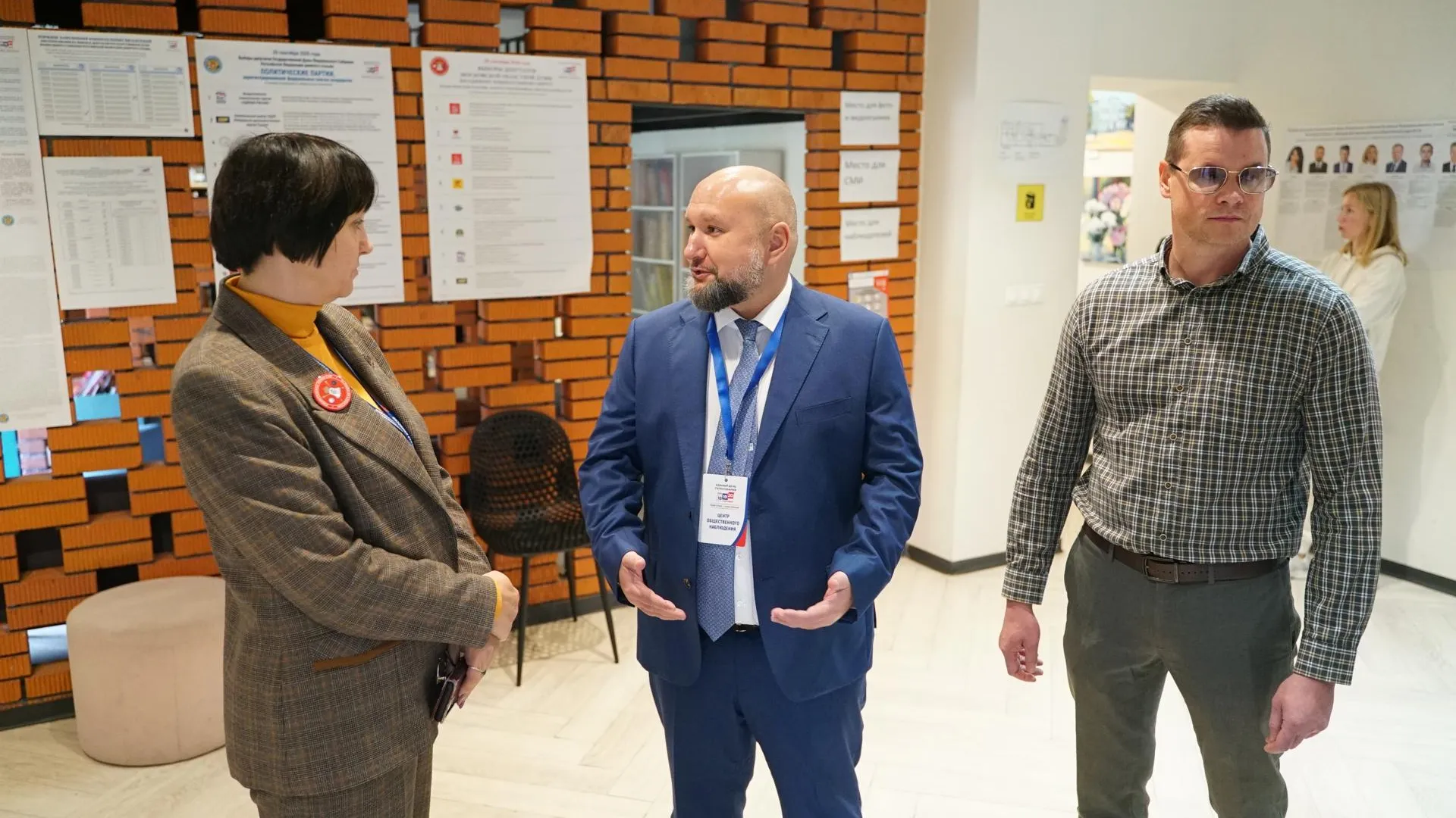 Член Общественной палаты Подмосковья проверил избирательные участки в Химках