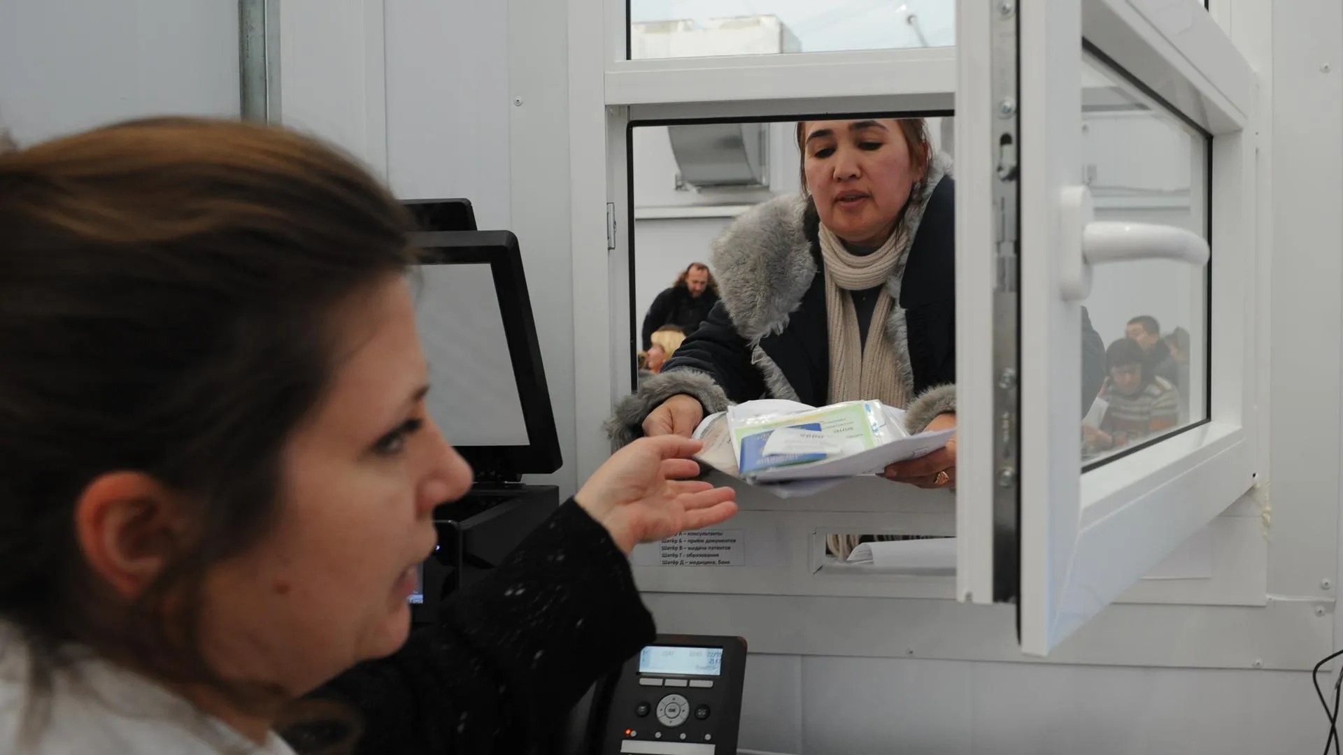 Стоимость патента для трудовых мигрантов планируют увеличить в Подмосковье