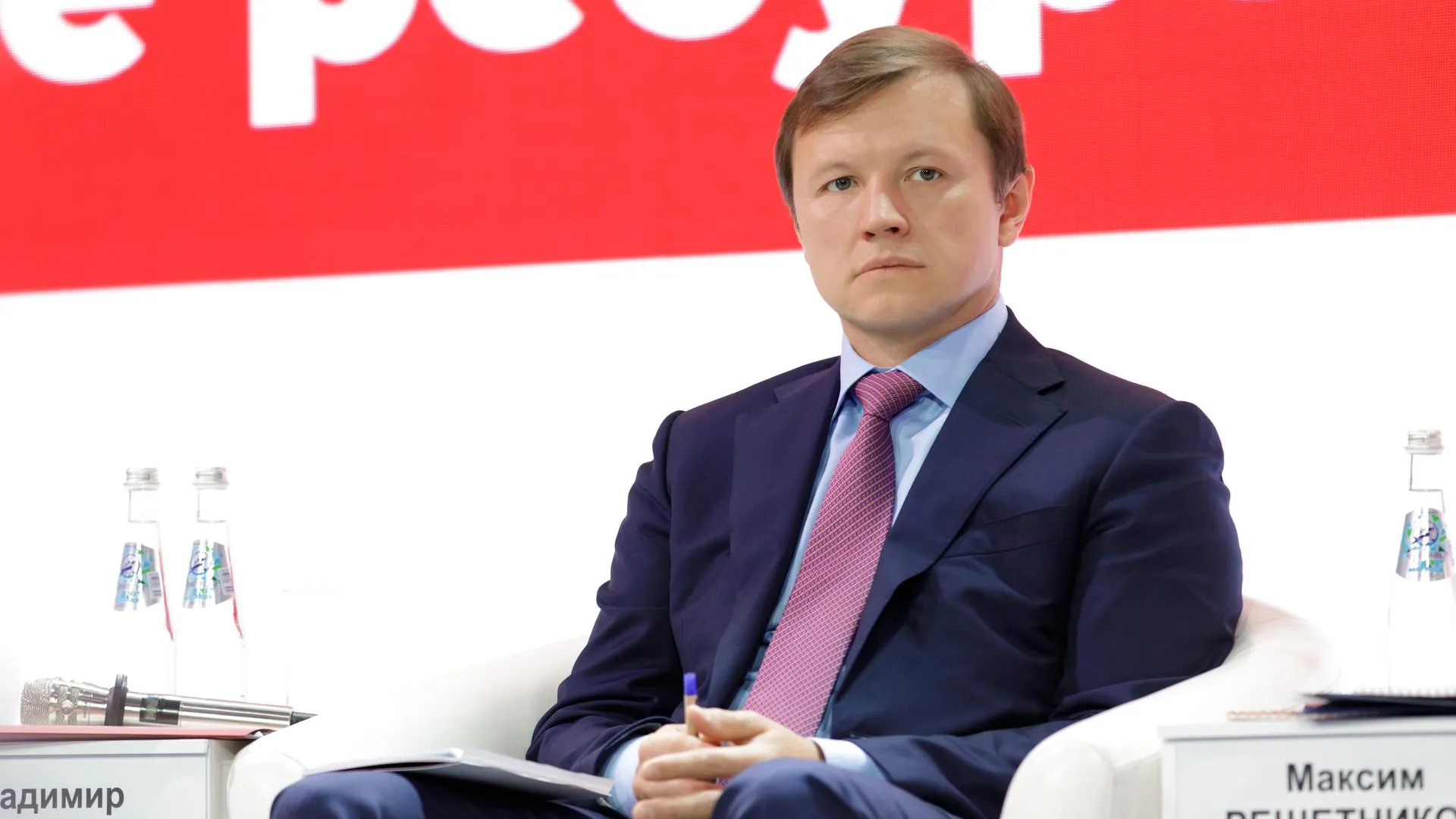 Ефимов: свыше 30 зданий школ возвели за счет города с 2020 года