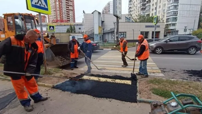 30 дорожных объектов в Люберцах адаптируют для маломобильных граждан