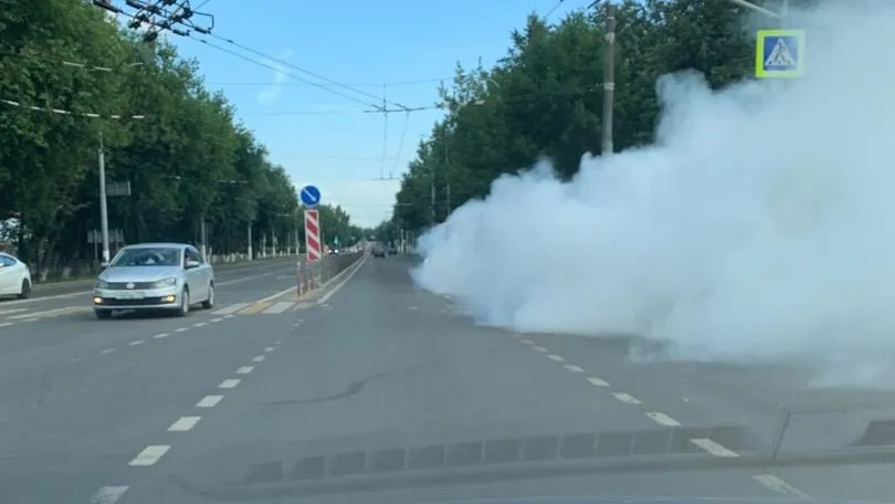 Автобус задымился на Большой Серпуховской улице в Подольске