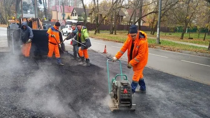 В Люберцах закрыли 18 ям на дорогах за неделю
