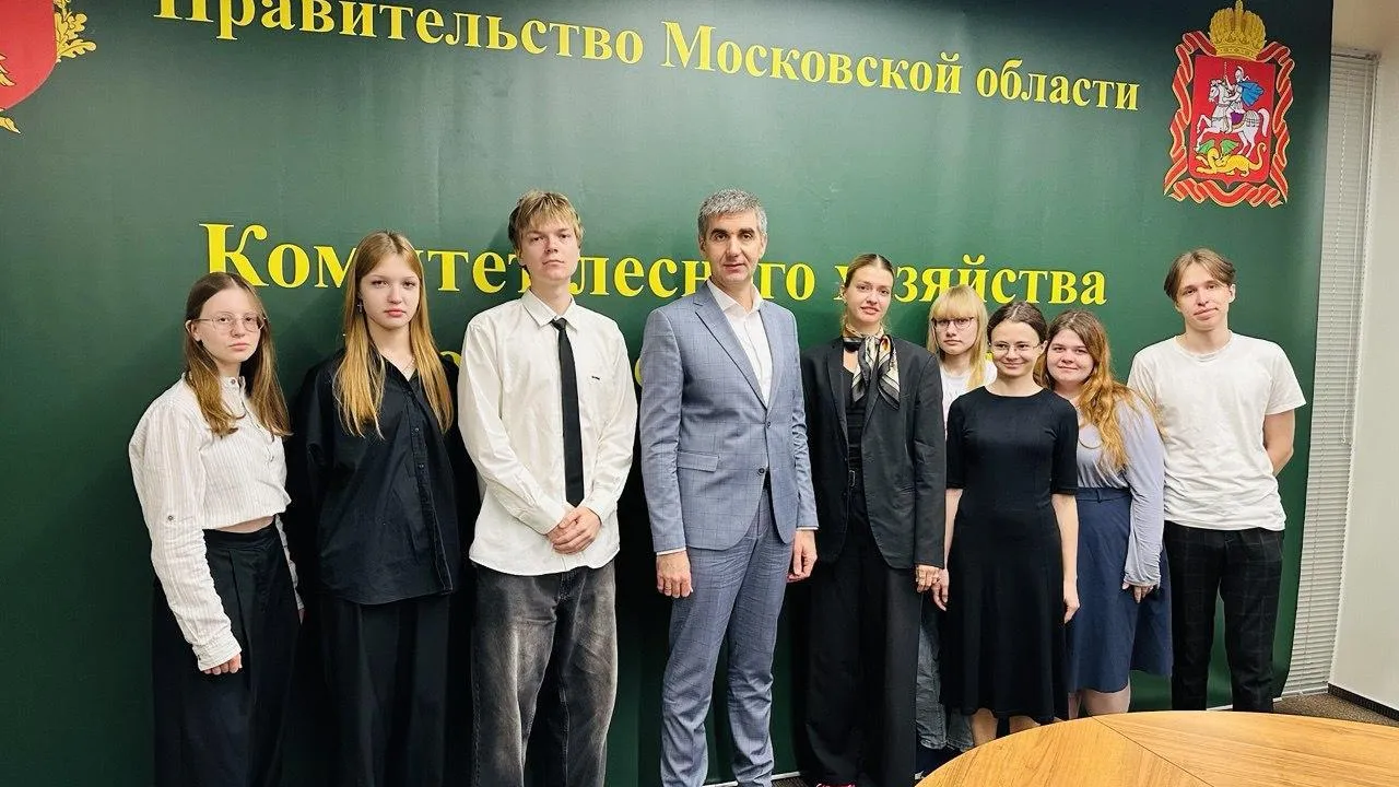 Студенты Мытищинского филиала МГТУ им Баумана проходят практику в Комлесхозе