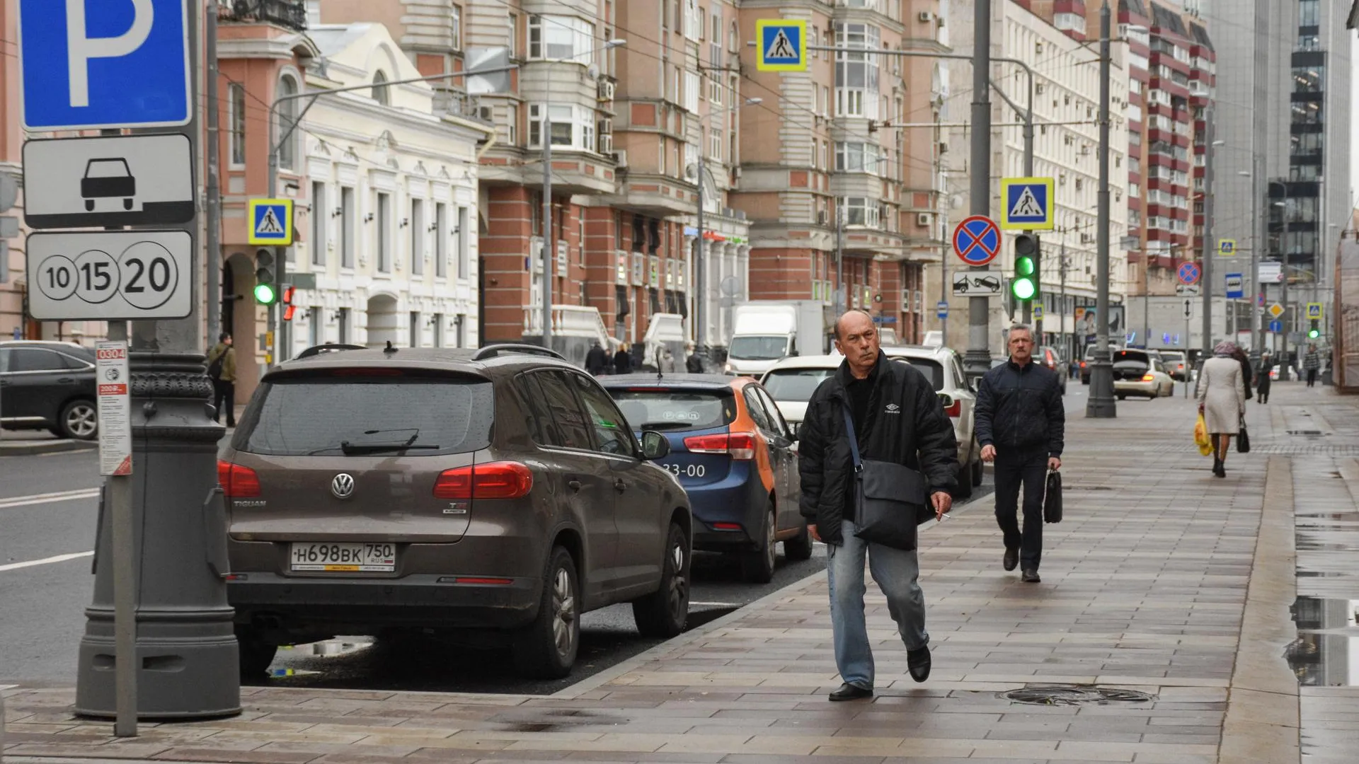 Бесплатную парковку по воскресеньям отменят на 237 улицах Москвы