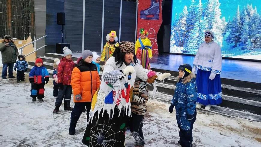 Программа открытия зимнего сезона стартовала в парке Домодедова