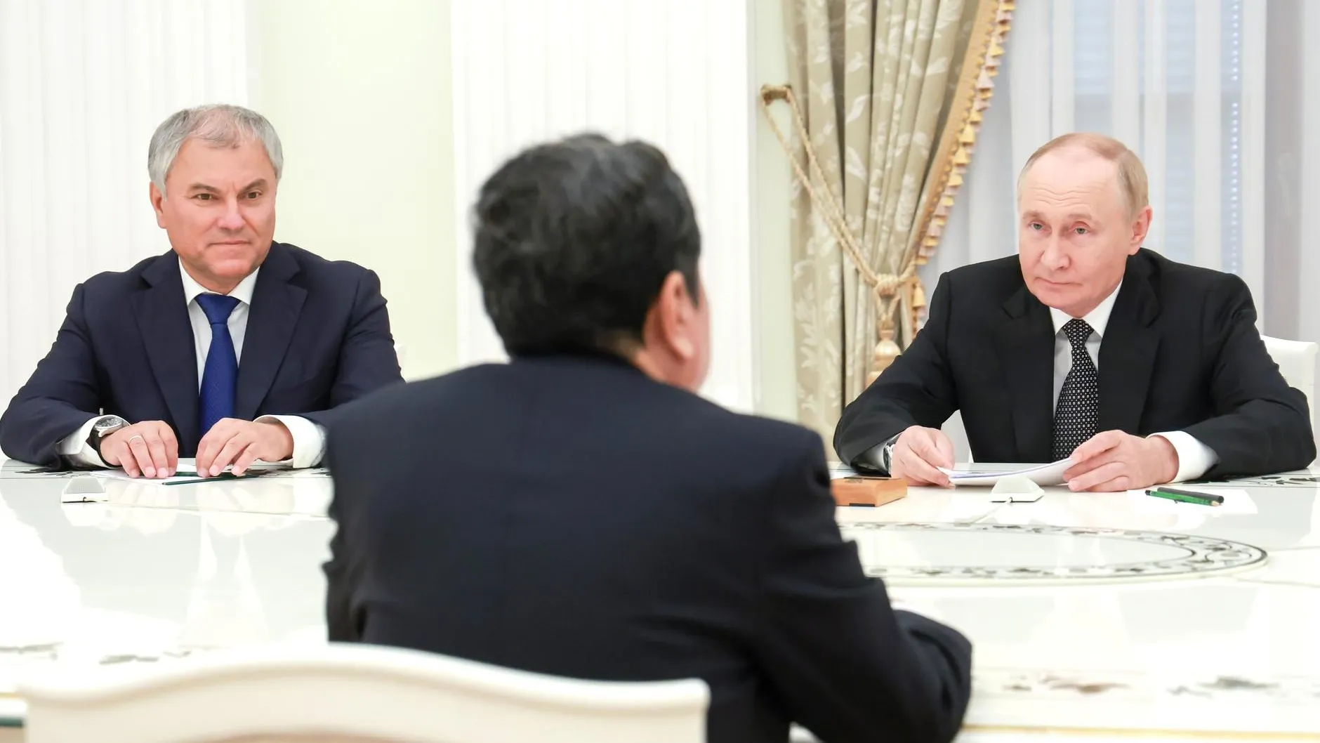 Путин: результаты визита в Ханой пойдут на пользу отношениям РФ и Вьетнама