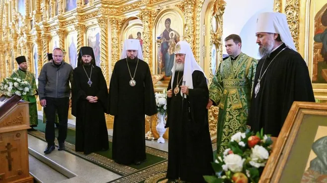 Копию «Святой Троицы» Рублева временно выставили в Троице-Сергиевой лавре