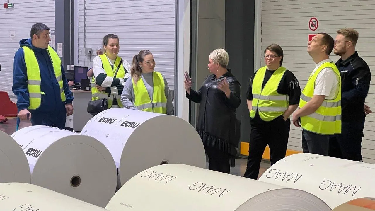 Ветераны СВО посетили предприятие «Архбум-Упак» в Коломне в рамках промышленного туризма