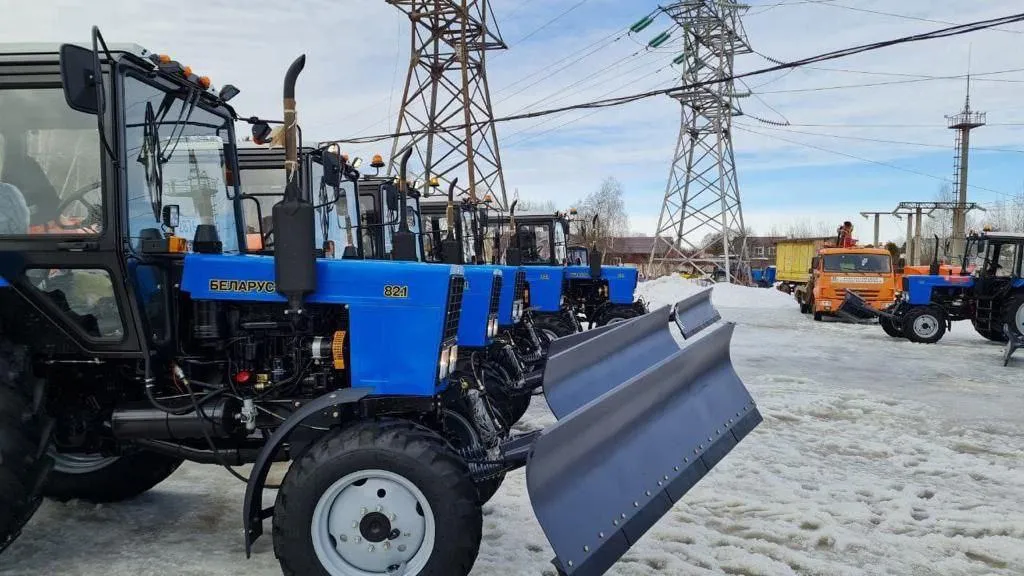 Более 600 единиц коммунальной техники передали в горокруга Подмосковья с начала года